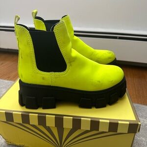 Circus Sam Edelman Darielle Neon Chunky Boots